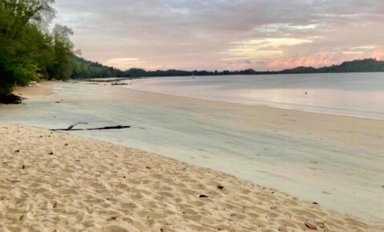 Starlight Beach Resort Koh Phayam Buitenkant foto