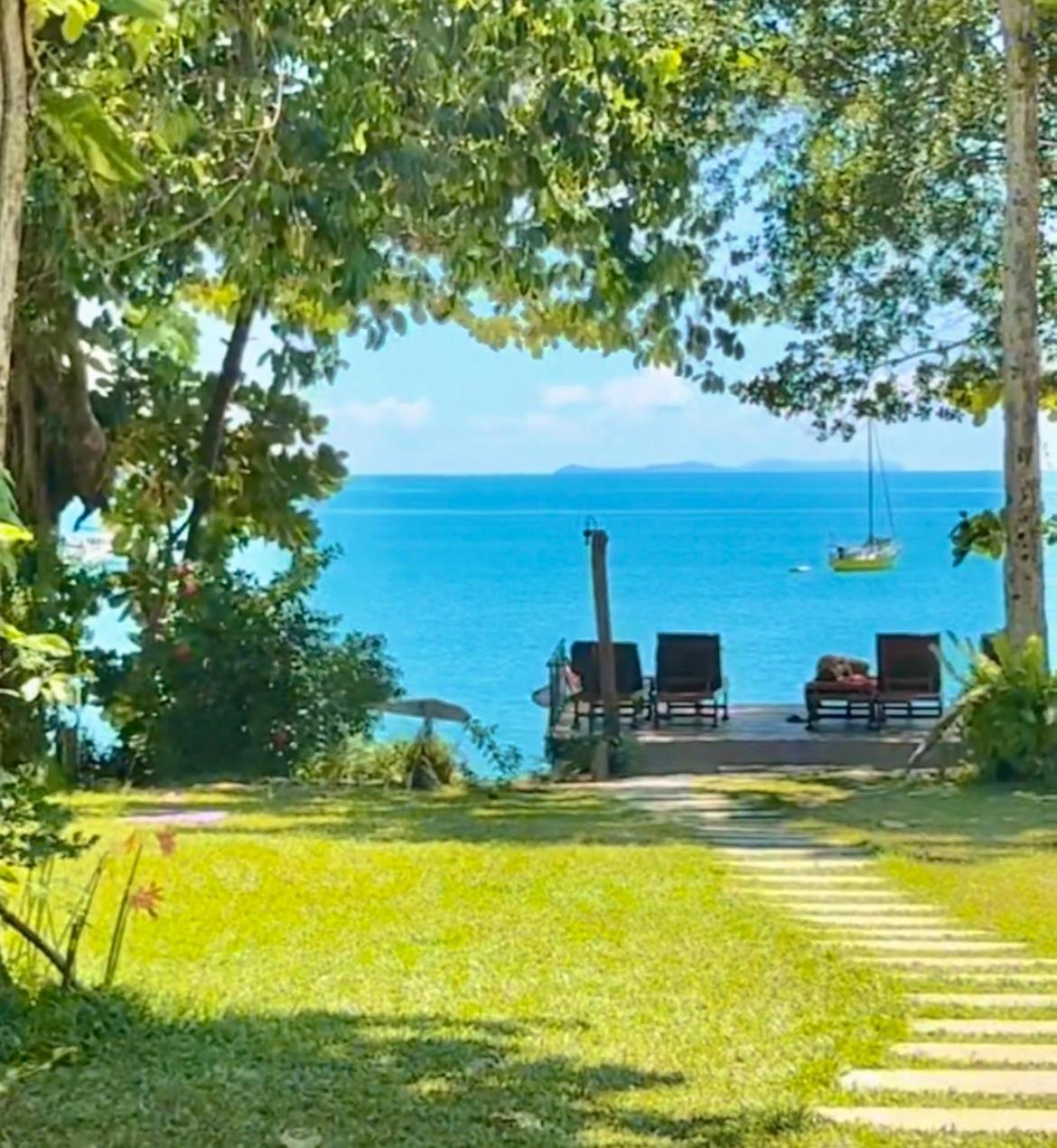 Starlight Beach Resort Koh Phayam Buitenkant foto