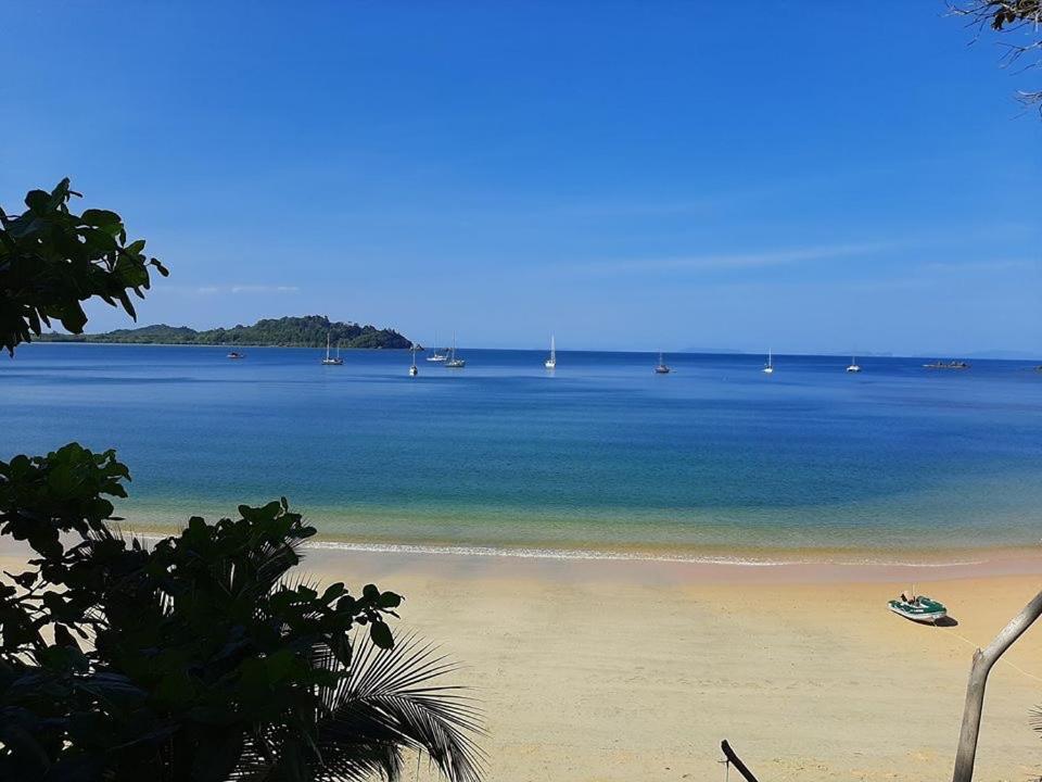 Starlight Beach Resort Koh Phayam Buitenkant foto